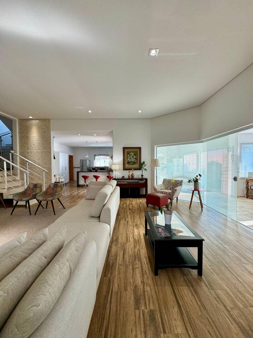 Casa, 4 quartos, 396 m² - Foto 2