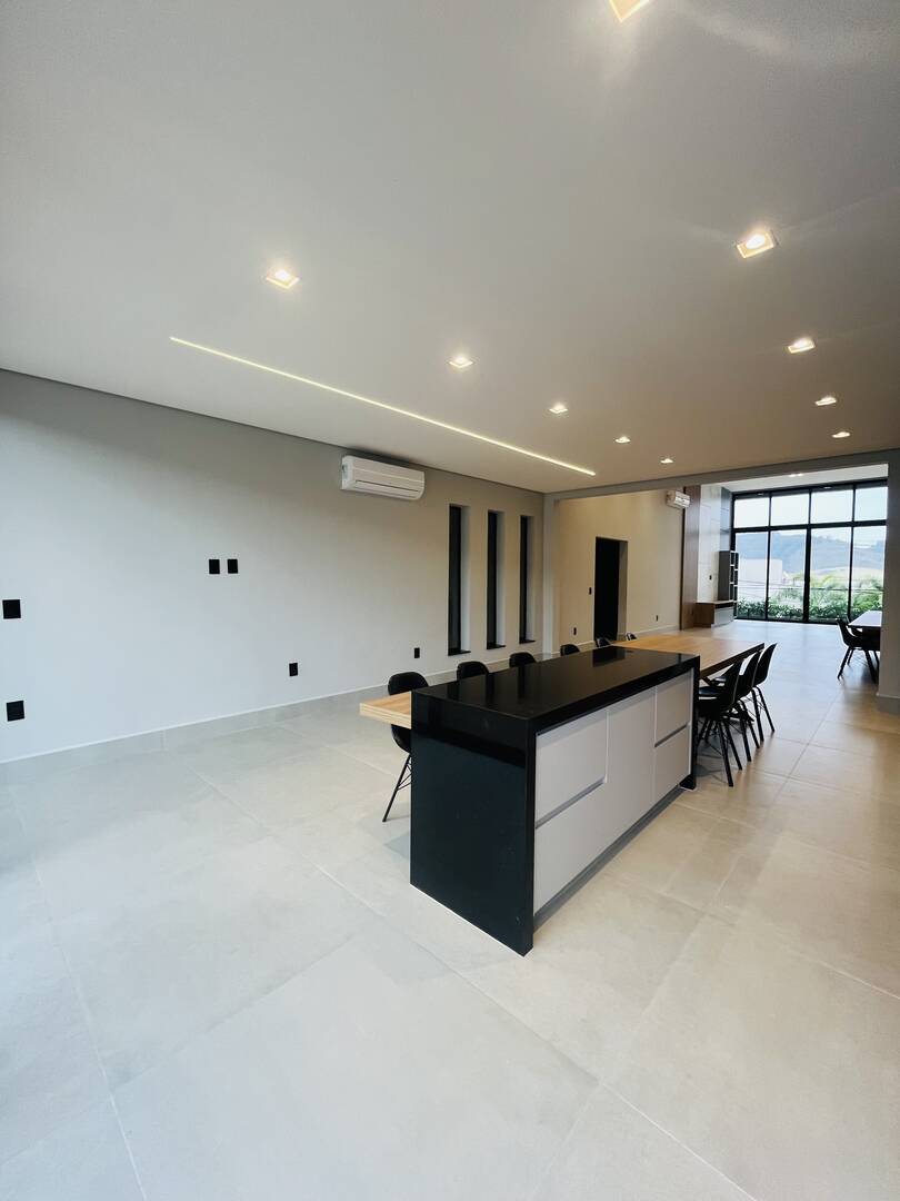 Casa, 3 quartos, 318 m² - Foto 8