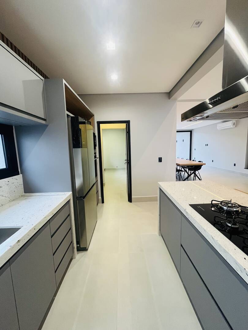 Casa, 3 quartos, 318 m² - Foto 10