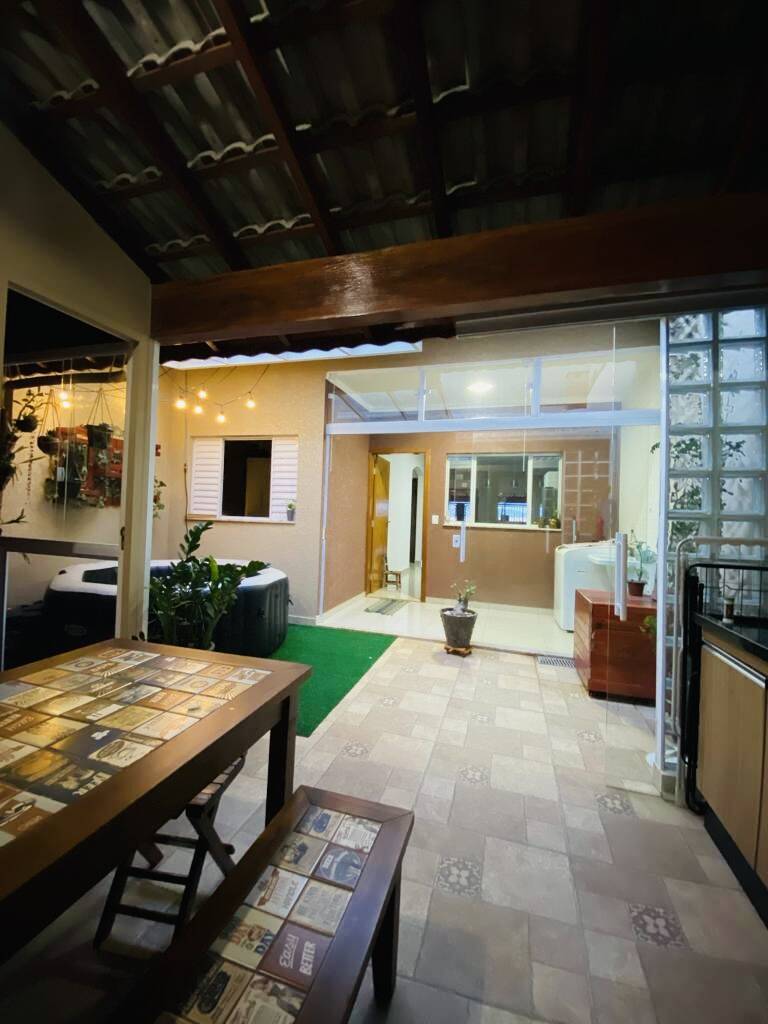 Casa, 2 quartos, 80 m² - Foto 1