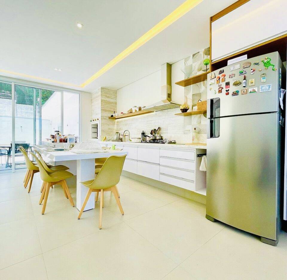 Casa, 3 quartos, 240 m² - Foto 12
