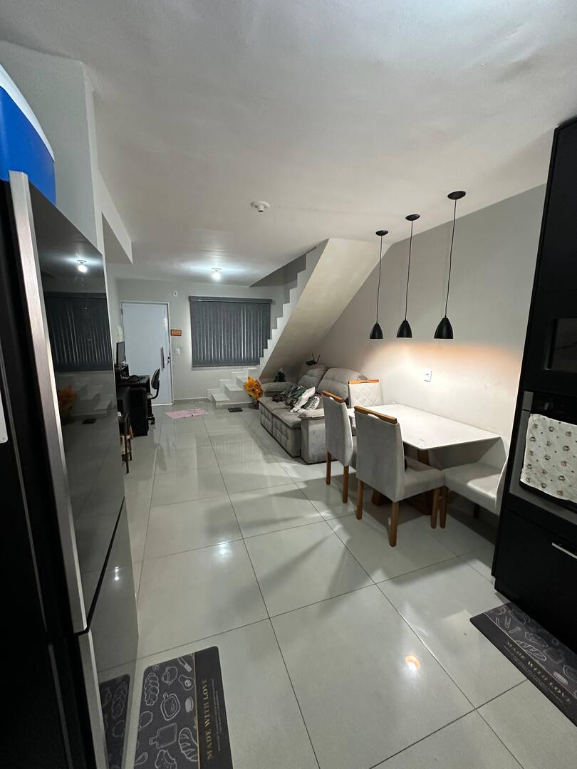 Casa, 2 quartos, 74 m² - Foto 1