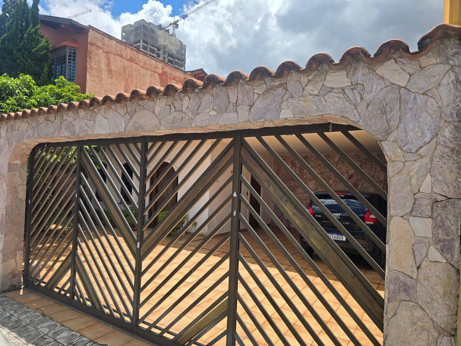 Casa, 4 quartos, 232 m² - Foto 1