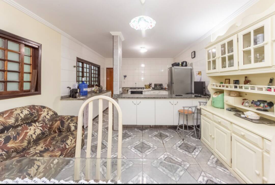 Casa, 6 quartos, 233 m² - Foto 9