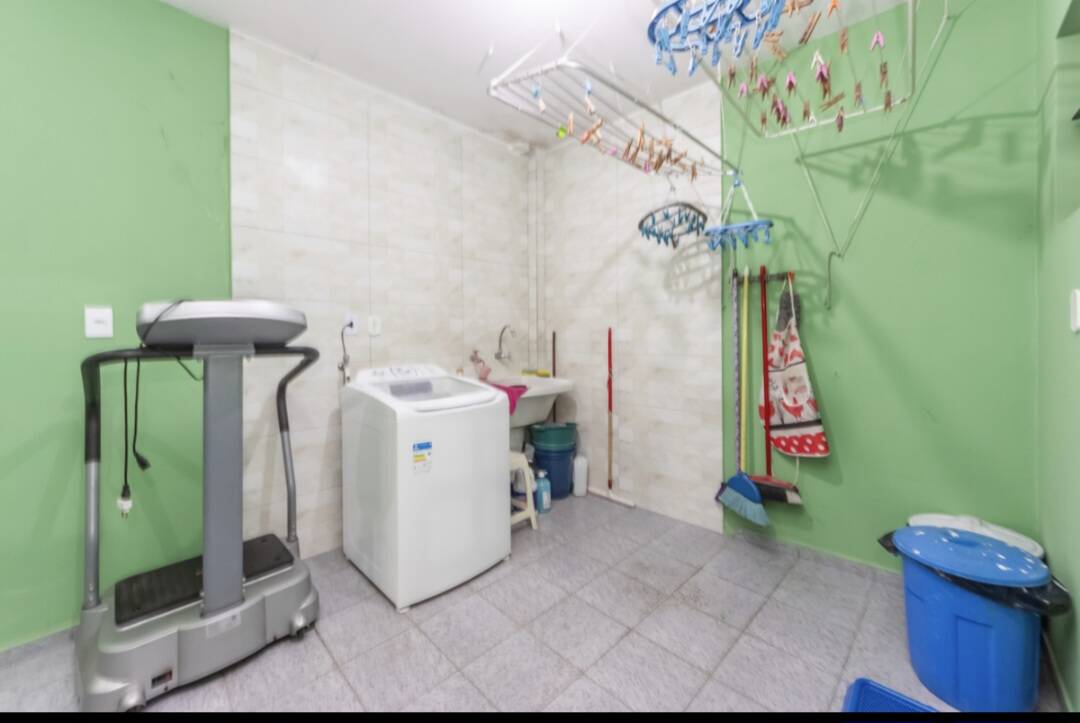Casa, 6 quartos, 233 m² - Foto 15