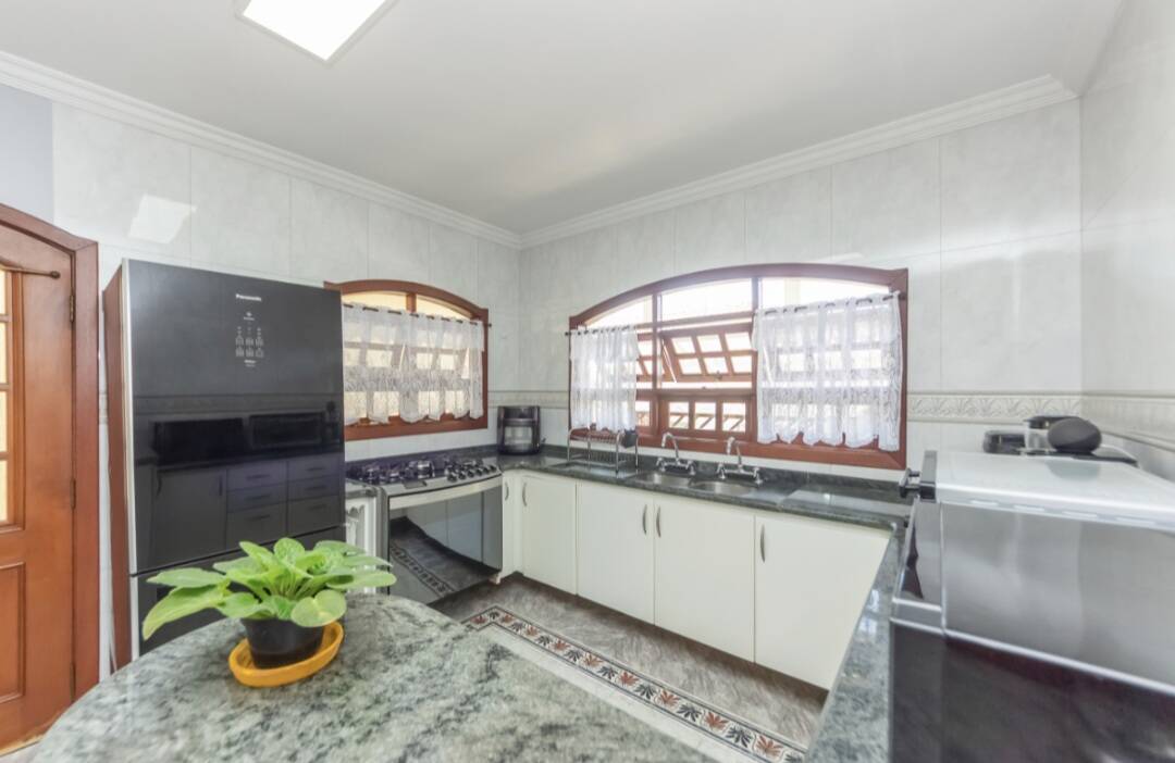Casa, 3 quartos, 260 m² - Foto 7