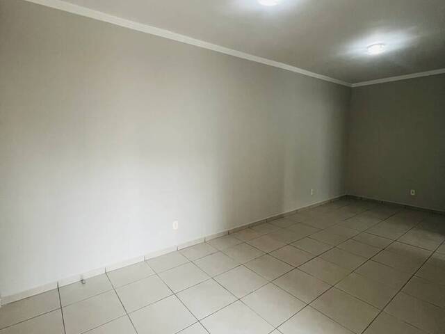 #81 - Apartamento para Venda em Bragança Paulista - SP - 3